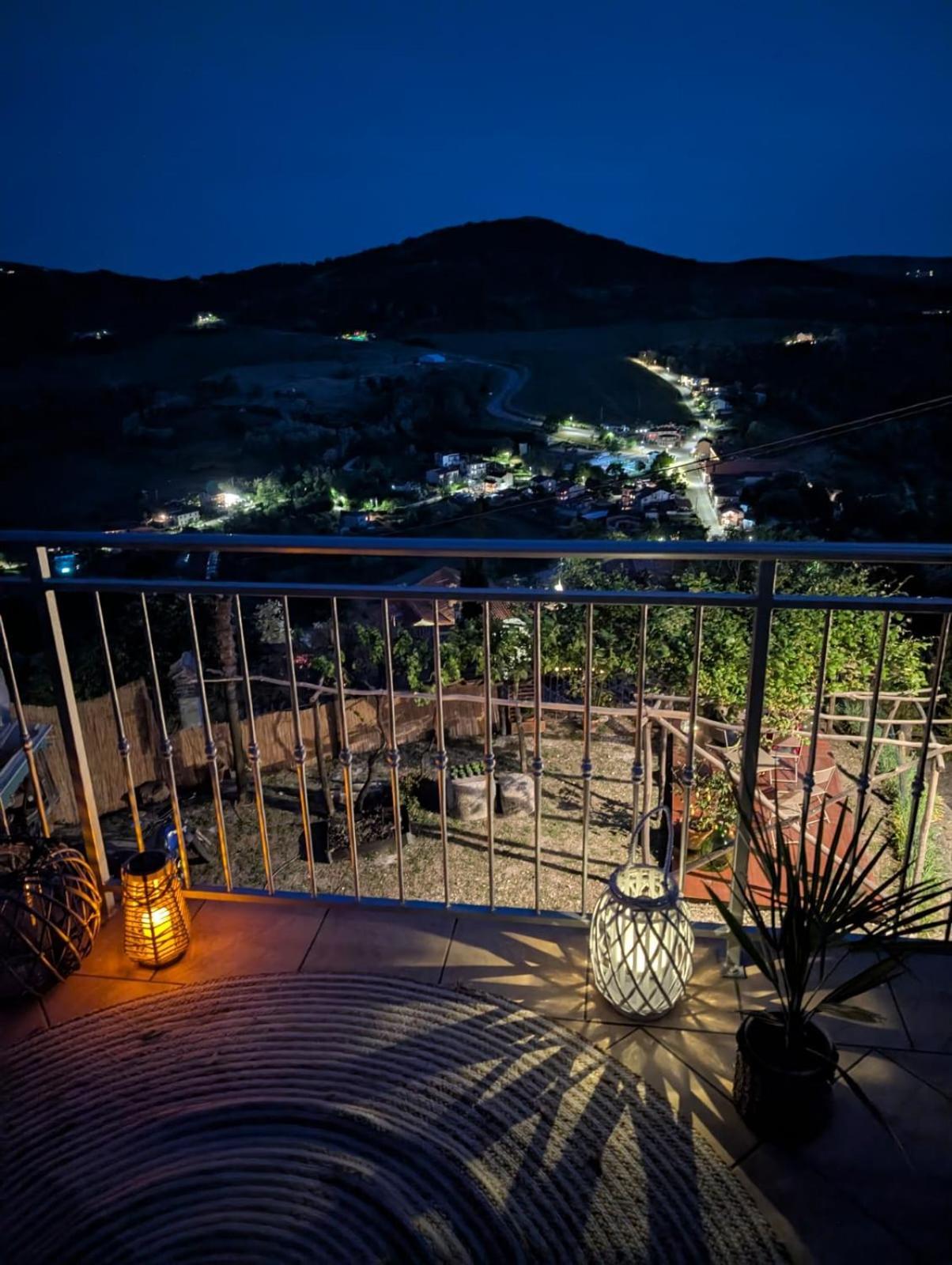Studio Apartman Bel Vedere Motovun Exterior photo